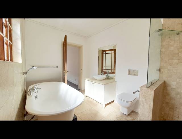 6 bed property to rent in OBSERVATORY